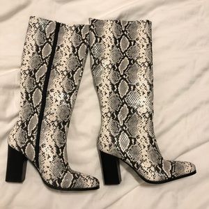 Snakeprint Boots